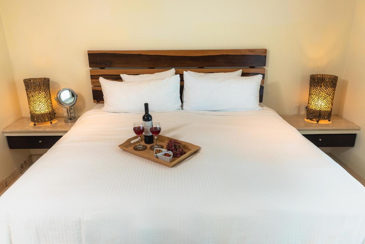 El Taj Oceanfront And Beachside Condo Hotel Playa del Carmen Bagian luar foto