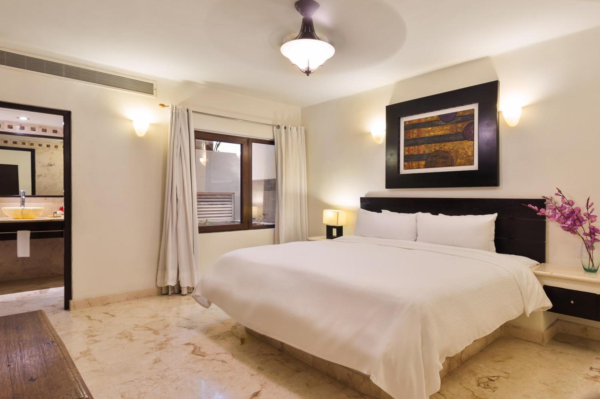 El Taj Oceanfront And Beachside Condo Hotel Playa del Carmen Bagian luar foto